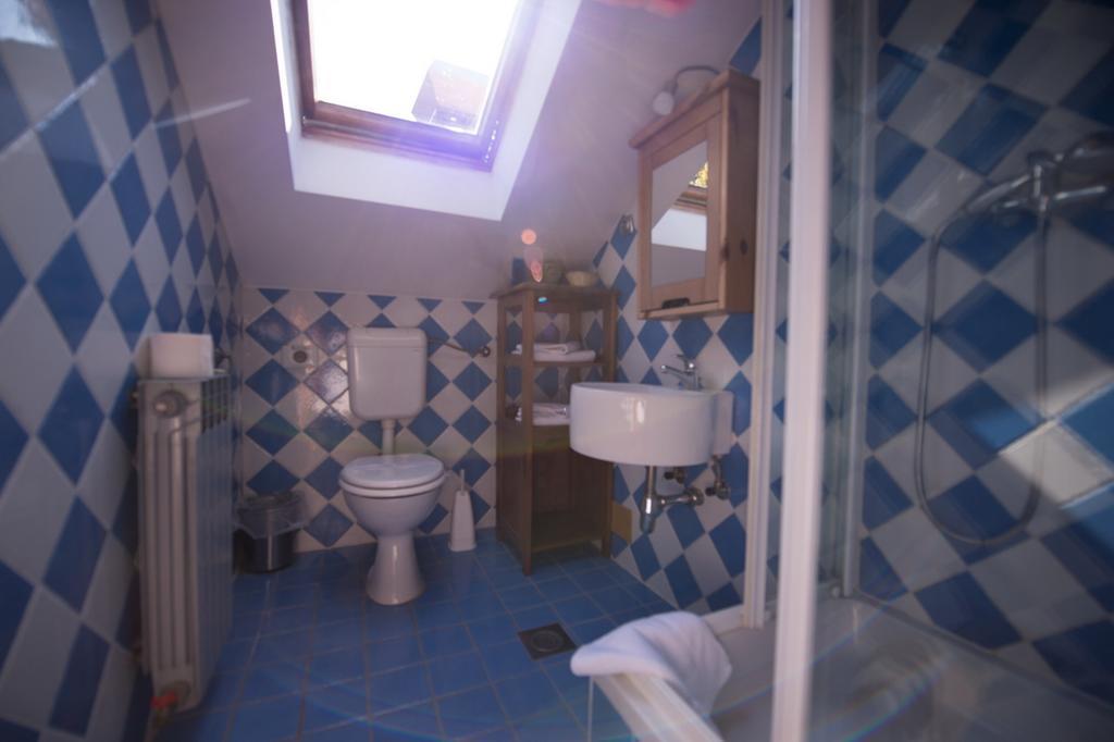 Guesthouse Trajbar Team Zaprešić Pokoj fotografie